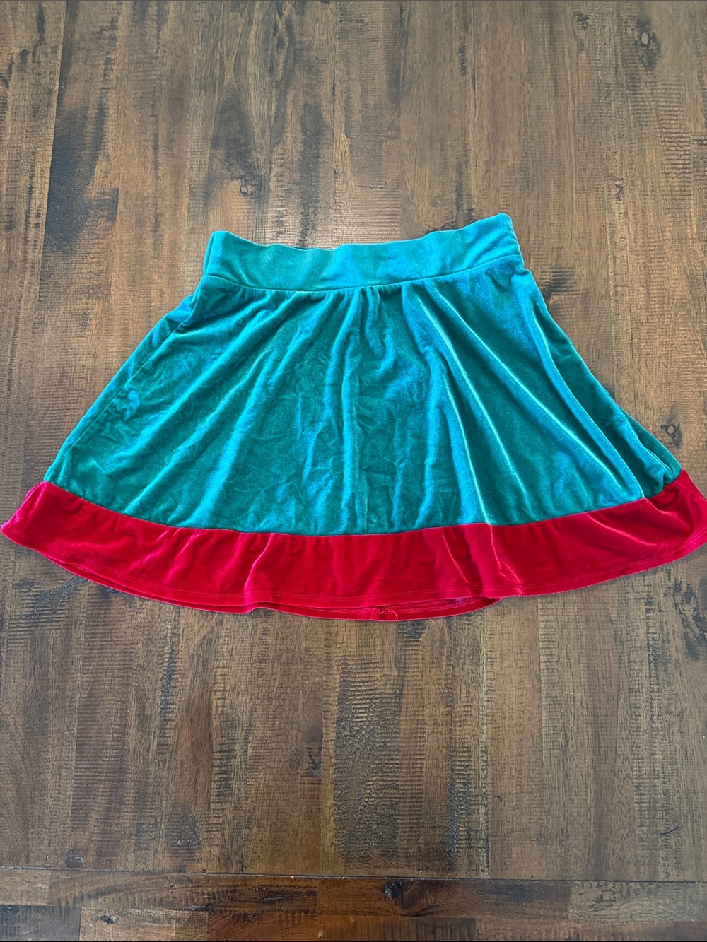 Eyeshadow Holiday Skater Skirt with Red Velvet Hem Christmas